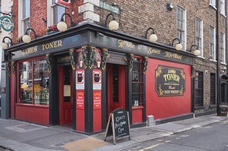 Dublin   <em>(Toner's pub)</em>  |   36  /  43    |